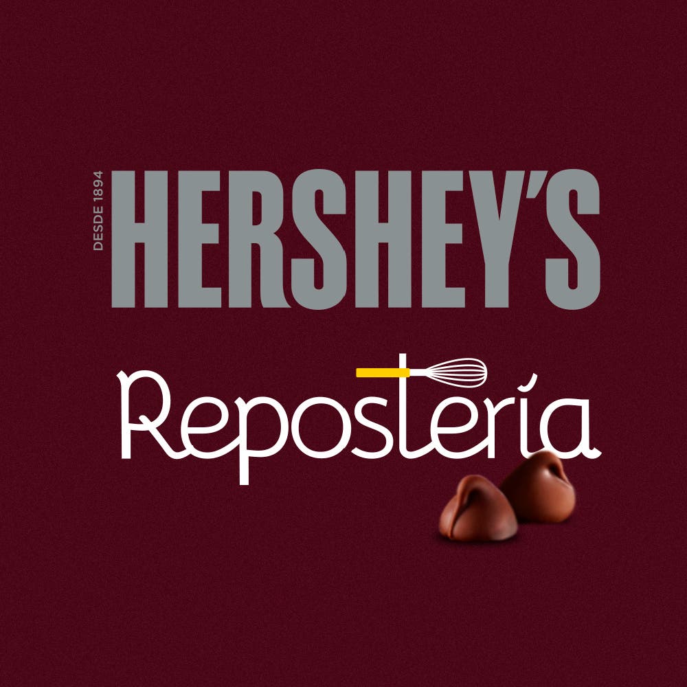 Se muestran los logotipos de Hershey's y Repostería junto con un par de Kisses Milk con la punta derretida.